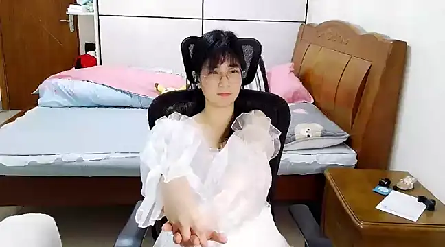 Strawberry baby online show from 10, 1, 2025