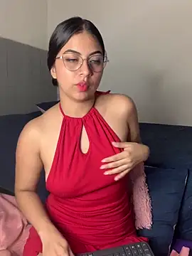 Snapshot of Julii- chatting on 5, 1, 2025 Julii- online show from 5, 1, 2025