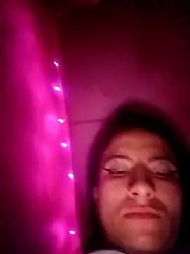 Snapshot of Anniee_x chatting on 25, 2, 2026 Anniee x online show from 25, 2, 2026