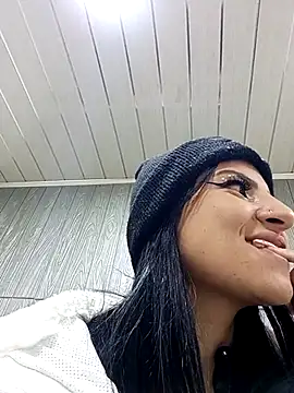 Snapshot of Anniee_x chatting on 5, 3, 2026 Anniee x online show from 5, 3, 2026