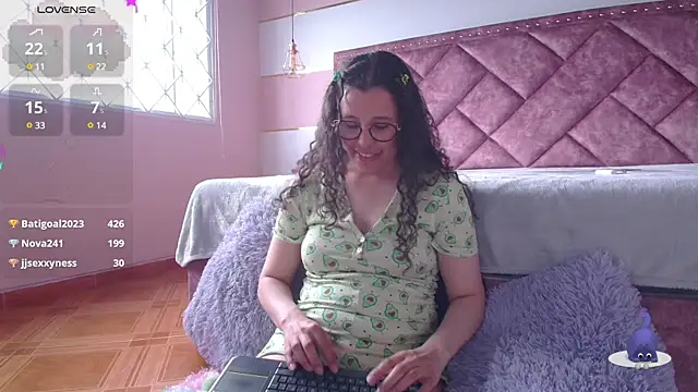 Charlotte  Miller online show from 26, 1, 2025
