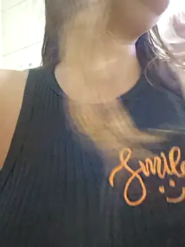Snapshot of AliceRuivinha2 chatting on 20, 2, 2025 AliceRuivinha2 online show from 20, 2, 2025