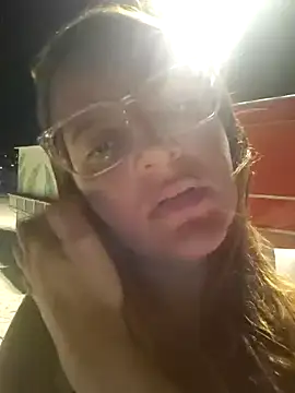 Snapshot of AliceRuivinha2 chatting on 22, 2, 2025 AliceRuivinha2 online show from 22, 2, 2025