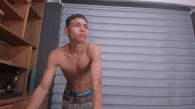 adam piarse01 online show from 14, 3, 2025