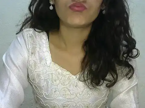 Horny honey69 online show from 5, 3, 2025