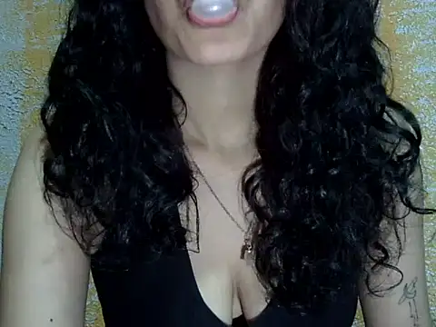Horny honey69 online show from 24, 9, 2025