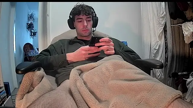 onesieboyx online show from 7, 2, 2025