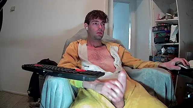 onesieboyx online show from 26, 3, 2026