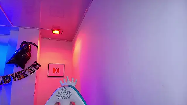 Arianna sweeet online show from 28, 10, 2025