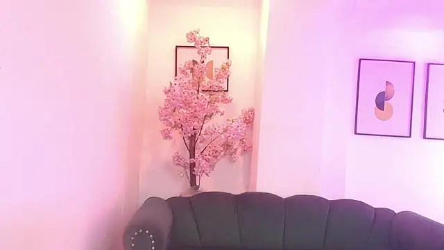 Arianna sweeet online show from 10, 3, 2026