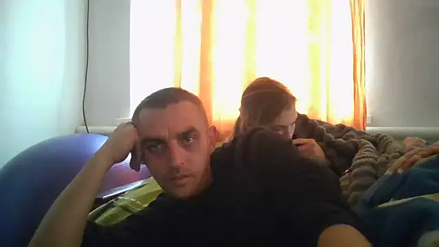 Snapshot of ParaFox chatting on 14, 10, 2025 ParaFox online show from 14, 10, 2025