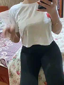 Snapshot of Maya_mimi chatting on 27, 1, 2025 Maya mimi online show from 27, 1, 2025