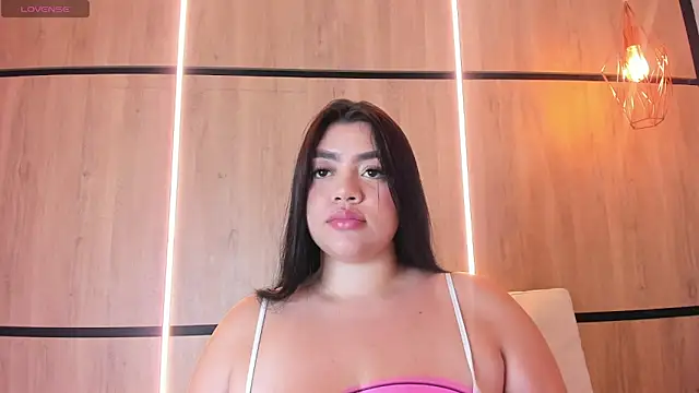 ashlyn parker online show from 13, 12, 2025