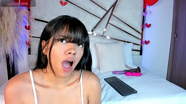 Snapshot of ssofijohnsonx chatting on 23, 2, 2025 ssofijohnsonx online show from 23, 2, 2025