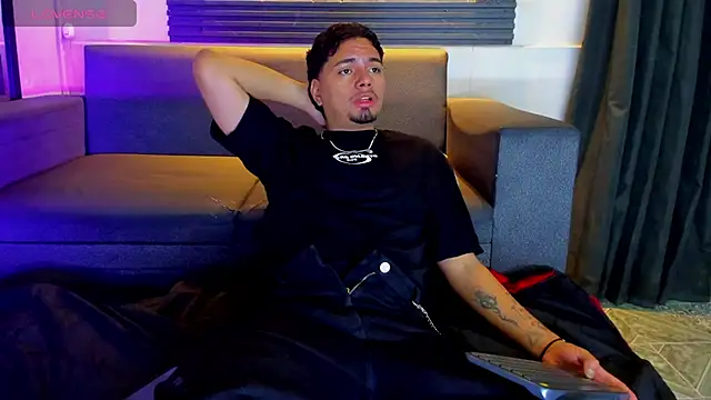 EnriquevillaF online show from 25, 9, 2025