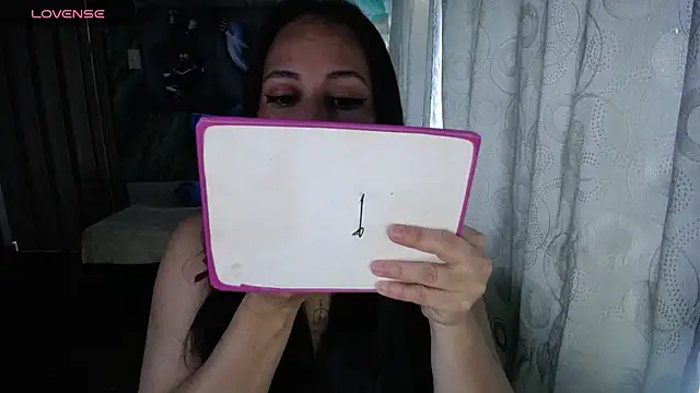 Snapshot of maryrose_03 chatting on 26, 9, 2025 maryrose 03 online show from 26, 9, 2025