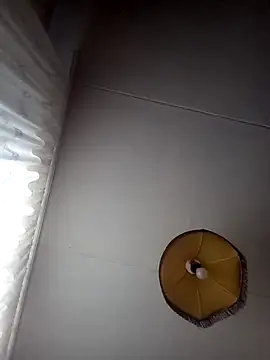 Lauren Amabel online show from 30, 10, 2025