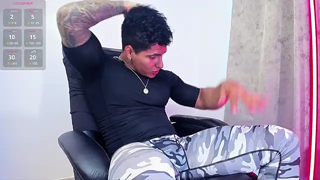 Maximoscott online show from 1, 3, 2025