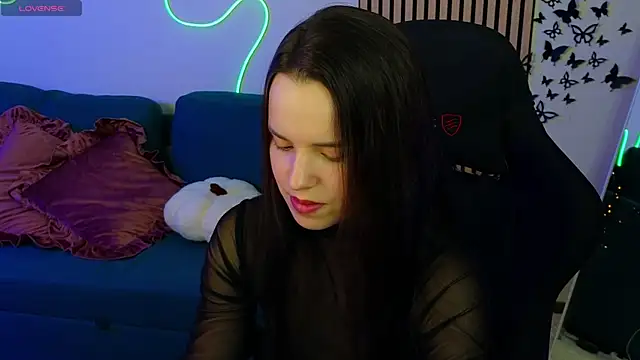 Snapshot of Harleen_Moore chatting on 10, 11, 2025 Harleen Moore online show from 10, 11, 2025