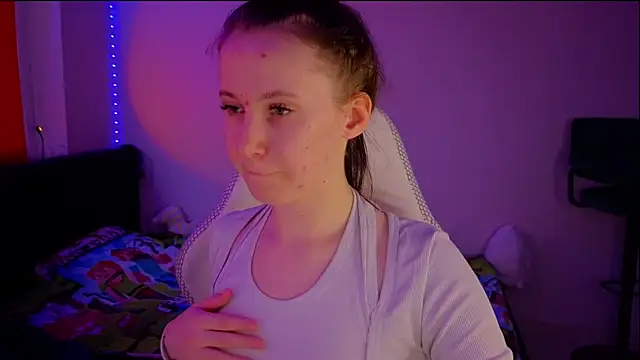 mon lola online show from 15, 3, 2025