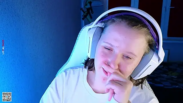 mon lola online show from 2, 10, 2025