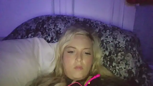 JennaLynn785 online show from 5, 2, 2025