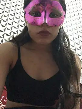 Snapshot of Tanvi_roy98 chatting on 7, 1, 2025 Tanvi roy98 online show from 7, 1, 2025