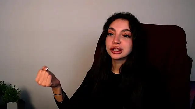 Lexi Jous online show from 9, 10, 2025