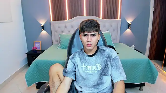 Tommy18   online show from 18, 2, 2026