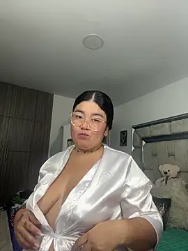 Snapshot of karla_hotgirl chatting on 8, 2, 2025 karla hotgirl online show from 8, 2, 2025