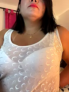 Snapshot of karla_hotgirl chatting on 9, 9, 2025 karla hotgirl online show from 9, 9, 2025