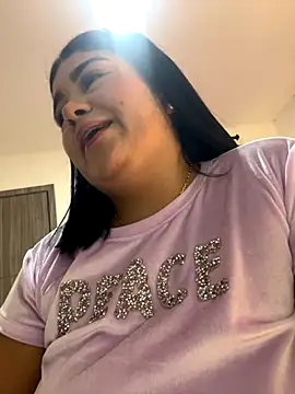 Snapshot of karla_hotgirl chatting on 13, 9, 2025 karla hotgirl online show from 13, 9, 2025