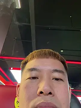 Snapshot of zxb757369 chatting on 6, 2, 2025 zxb757369 online show from 6, 2, 2025