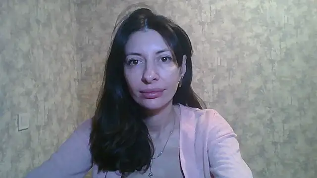 LissaBlossom online show from 13, 1, 2025