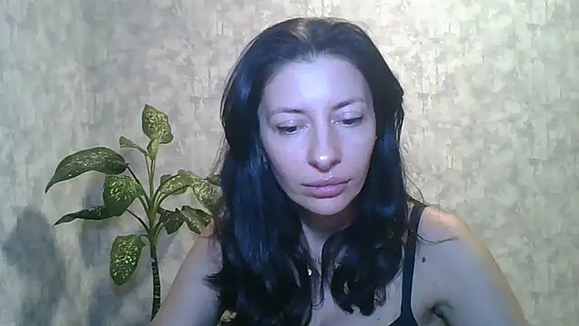 LissaBlossom online show from 9, 9, 2025