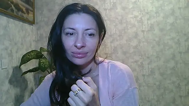 LissaBlossom online show from 3, 10, 2025