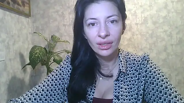 Snapshot of LissaBlossom chatting on 11, 11, 2025 LissaBlossom online show from 11, 11, 2025