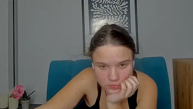 Snapshot of AdeleCruz chatting on 16, 2, 2026 AdeleCruz online show from 16, 2, 2026