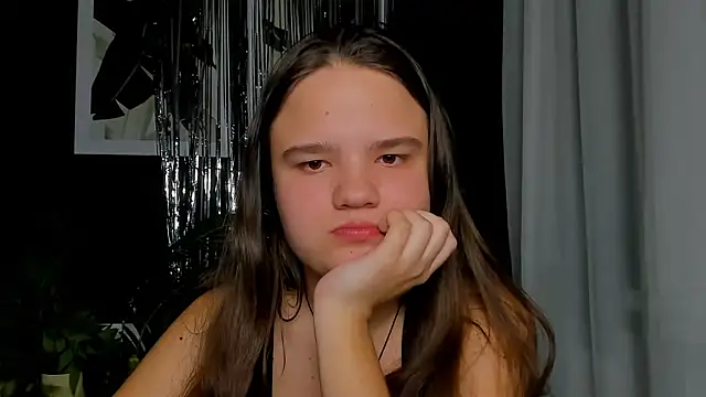 Snapshot of AdeleCruz chatting on 13, 3, 2026 AdeleCruz online show from 13, 3, 2026