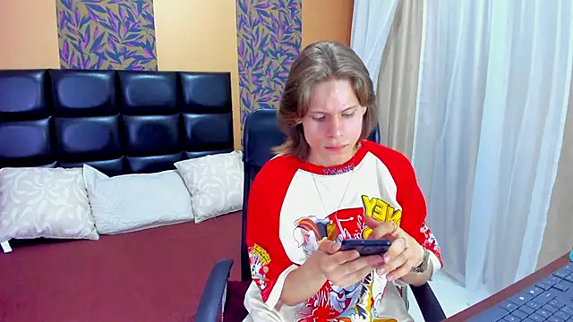 blondie lover69 online show from 4, 2, 2025