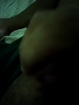 Snapshot of safado0027 chatting on 16, 11, 2025 safado0027 online show from 16, 11, 2025