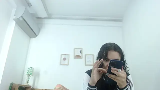 Kim Lennon online show from 20, 3, 2025