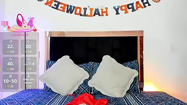 Snapshot of Carorosse chatting on 12, 10, 2025 Carorosse online show from 12, 10, 2025