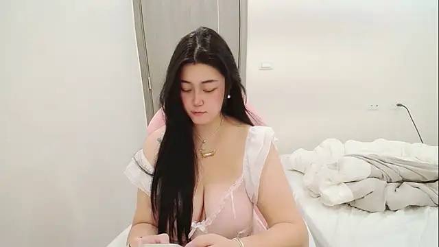 Snapshot of minnie9009 chatting on 10, 3, 2026 minnie9009 online show from 10, 3, 2026