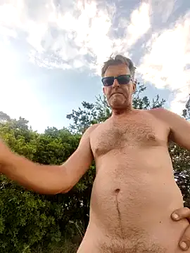 itsmeyes69 online show from 25, 1, 2025