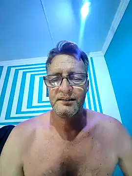itsmeyes69 online show from 25, 1, 2025