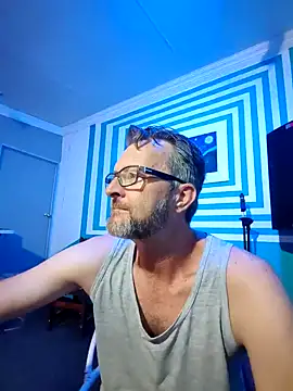 itsmeyes69 online show from 9, 2, 2025