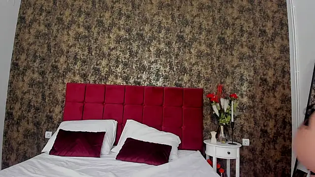 KylieReina online show from 11, 1, 2025