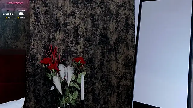 KylieReina online show from 3, 2, 2025