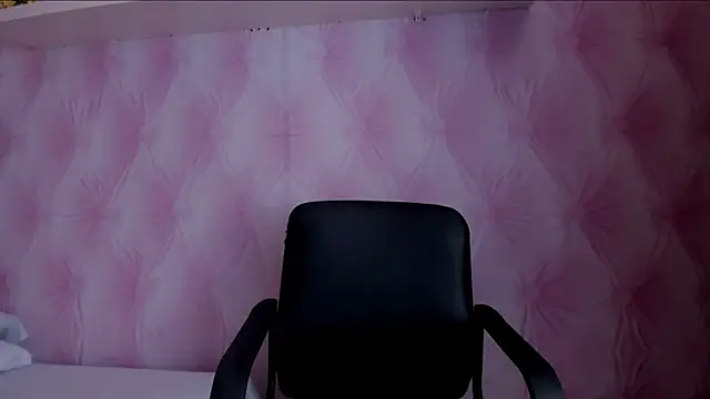 TaniaBellini online show from 27, 1, 2025